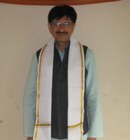 Dhaval Dholakia – Certified YPV Healer – Yoga Prana Vidya Dhaval Dholakia - Certified YPV Healer - Yoga Prana Vidya